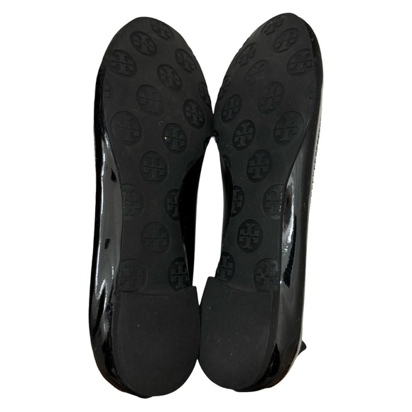 Tory Burch Reva Black Patent Leather Logo Ballet Flats Shoes Woman’s 6 - Picture 6 of 7